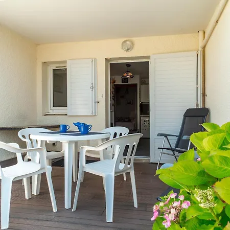 Apartman Le Ptit Loup De - Appt Proche Terrasse Saint-Nic